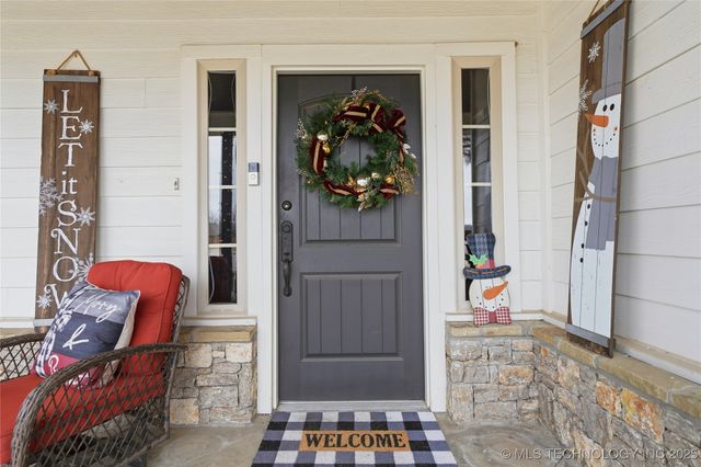 2413 W 109th Street S, Jenks, OK 74037