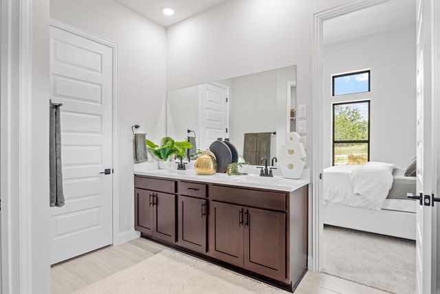 3307 Shelton Dr, Kerrville, TX 78028