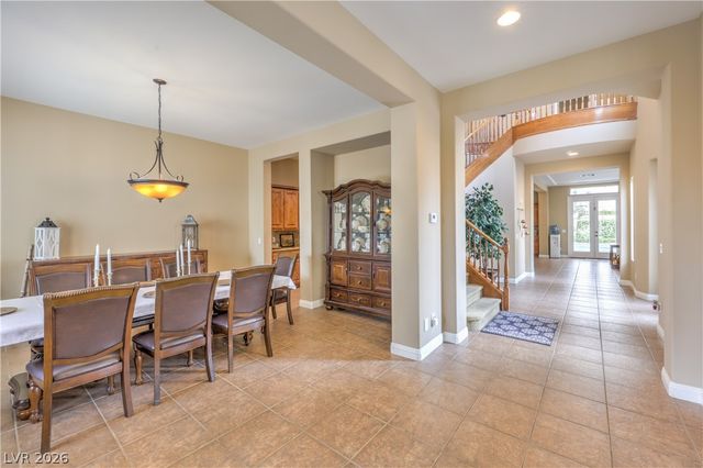 7982 Lookout Rock Circle, Las Vegas, NV 89129