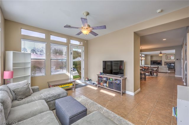 7982 Lookout Rock Circle, Las Vegas, NV 89129