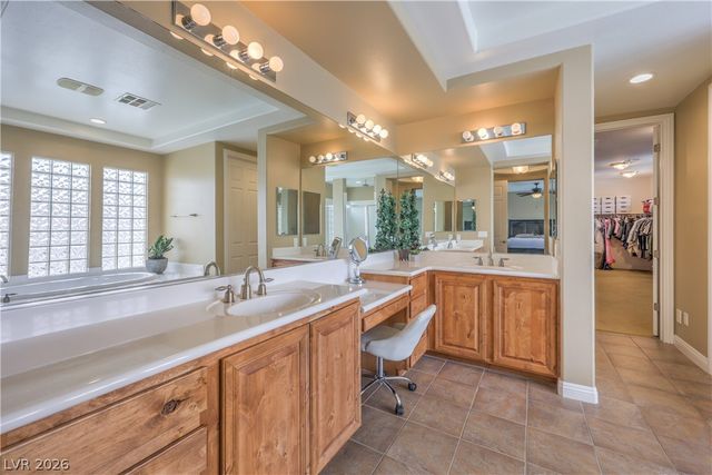 7982 Lookout Rock Circle, Las Vegas, NV 89129