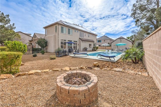 7982 Lookout Rock Circle, Las Vegas, NV 89129