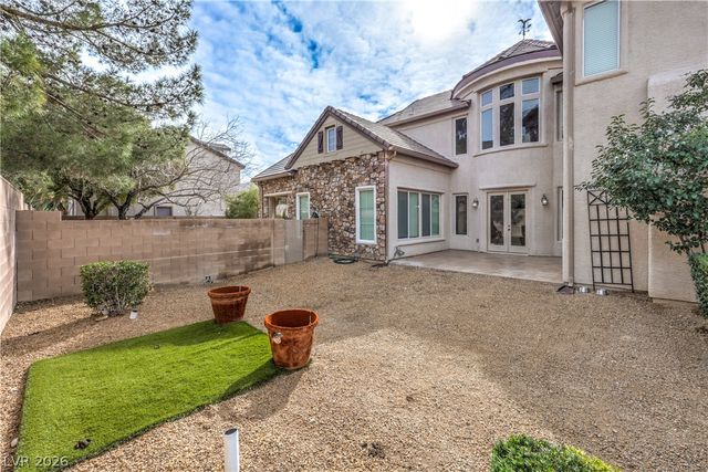 7982 Lookout Rock Circle, Las Vegas, NV 89129