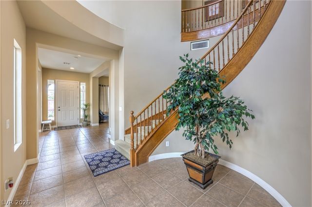 7982 Lookout Rock Circle, Las Vegas, NV 89129