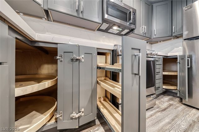 5018 South Rainbow Boulevard 202, Las Vegas, NV 89118