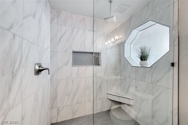 5018 South Rainbow Boulevard 202, Las Vegas, NV 89118