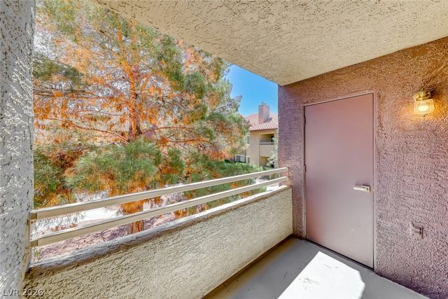 5018 South Rainbow Boulevard 202, Las Vegas, NV 89118