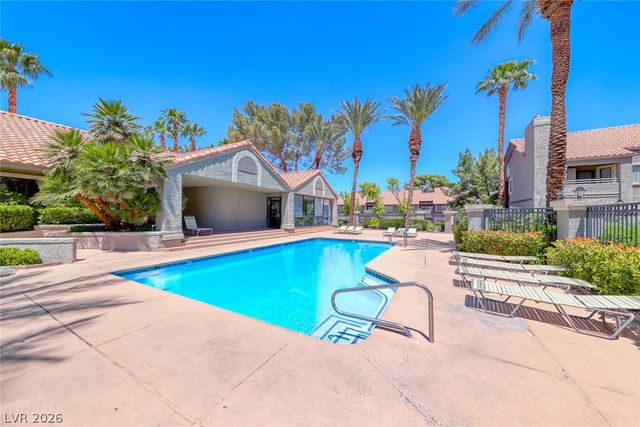 5018 South Rainbow Boulevard 202, Las Vegas, NV 89118