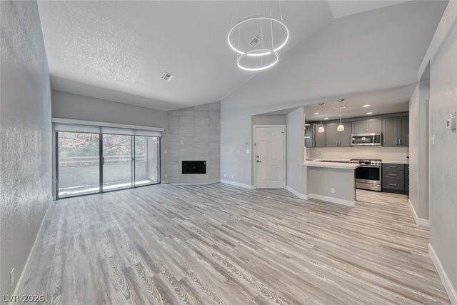 5018 South Rainbow Boulevard 202, Las Vegas, NV 89118