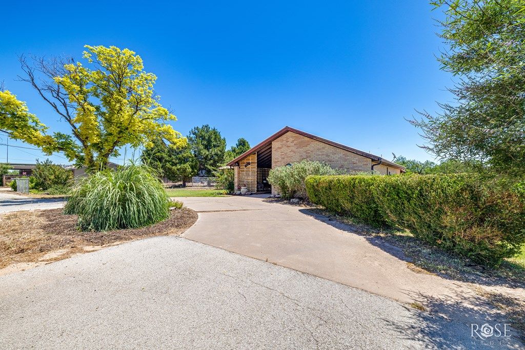 Image 2 of property listing at 8126 N FM 2288, San Angelo, TX 76901
