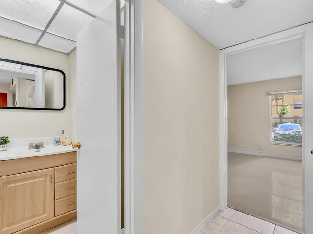 470 NW 20th Street, Boca Raton, FL 33431