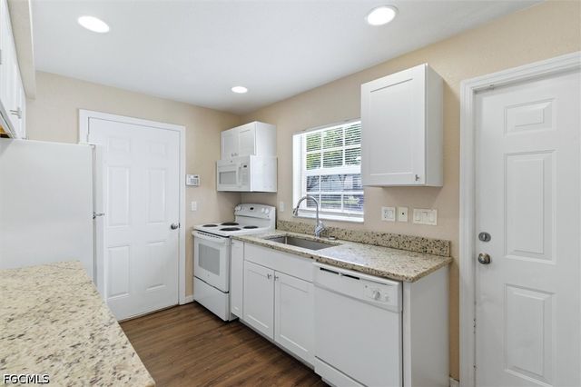 5257 Leeds RD, Fort Myers, FL 33907