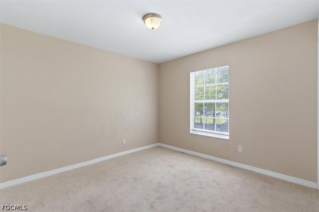 5257 Leeds RD, Fort Myers, FL 33907
