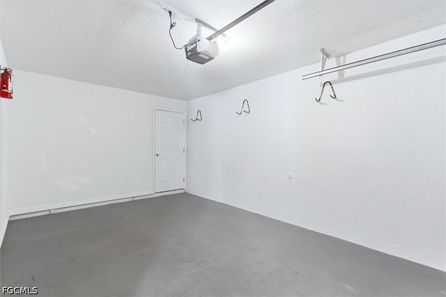 5257 Leeds RD, Fort Myers, FL 33907