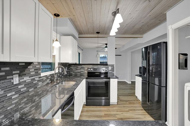 7697 Ensley Court, Fishers, IN 46038