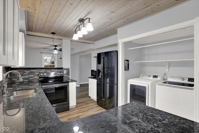 7697 Ensley Court, Fishers, IN 46038