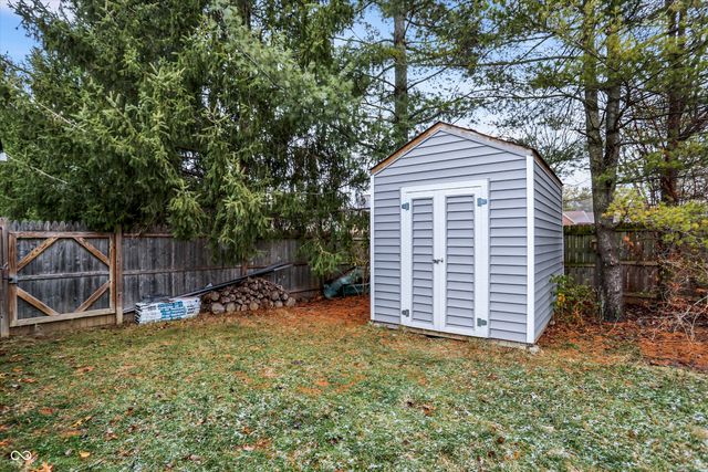 7697 Ensley Court, Fishers, IN 46038