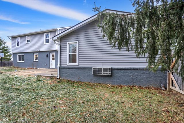 7697 Ensley Court, Fishers, IN 46038