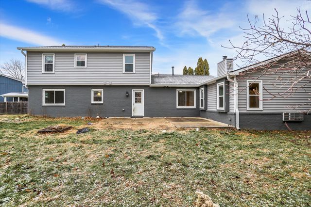 7697 Ensley Court, Fishers, IN 46038