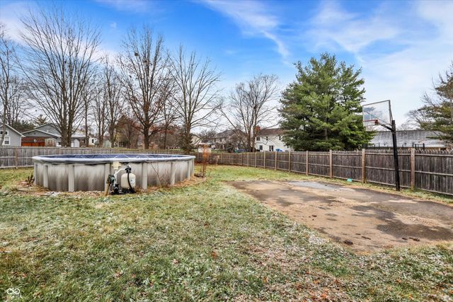 7697 Ensley Court, Fishers, IN 46038