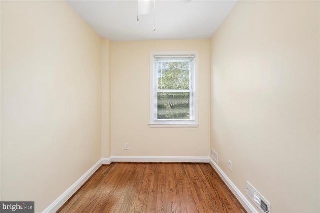 1974 SEARLES RD, Dundalk, MD 21222