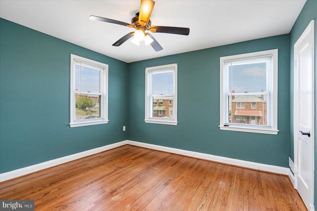 1974 SEARLES RD, Dundalk, MD 21222