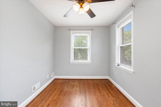 1974 SEARLES RD, Dundalk, MD 21222