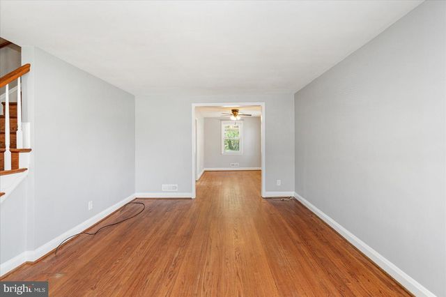 1974 SEARLES RD, Dundalk, MD 21222