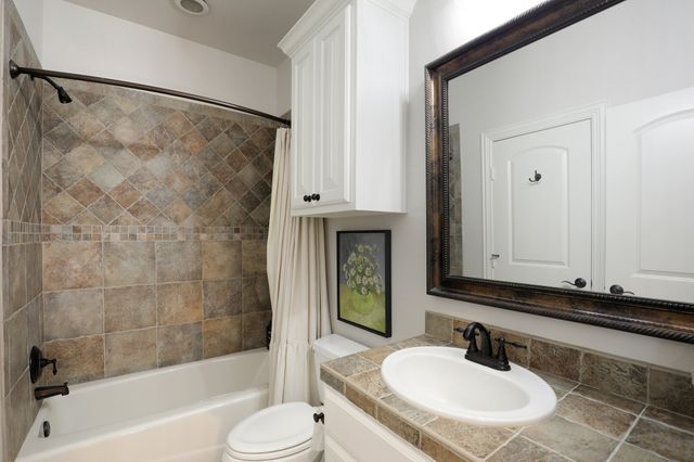 100 Kentucky Derby Drive, Denton, TX 76210