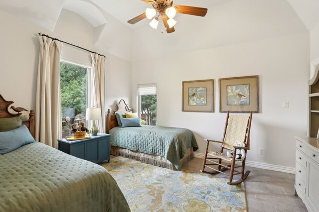 100 Kentucky Derby Drive, Denton, TX 76210