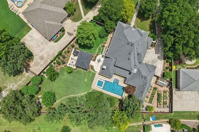100 Kentucky Derby Drive, Denton, TX 76210