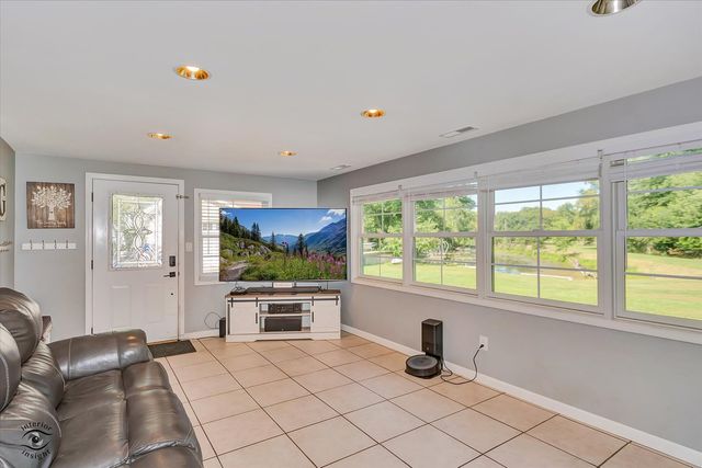 4248 S Youth Camp Road, St. Anne, IL 60964