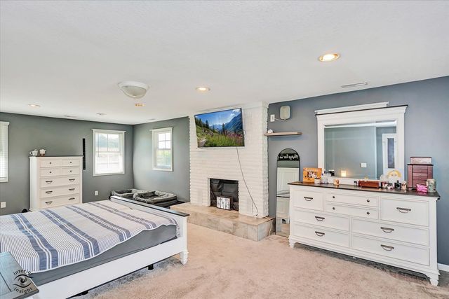 4248 S Youth Camp Road, St. Anne, IL 60964