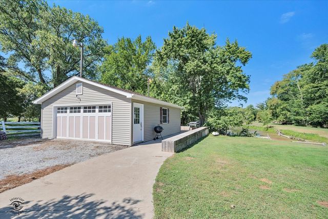 4248 S Youth Camp Road, St. Anne, IL 60964