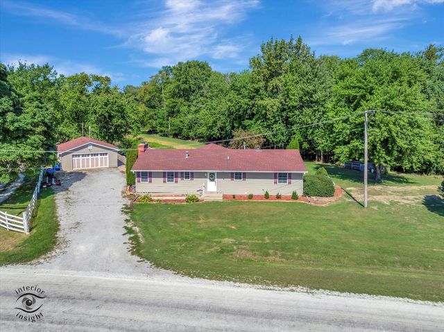 4248 S Youth Camp Road, St. Anne, IL 60964