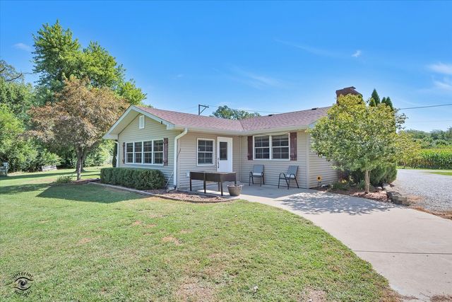 4248 S Youth Camp Road, St. Anne, IL 60964