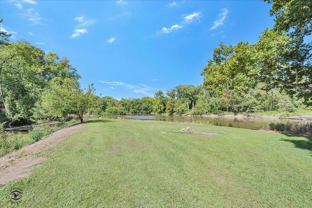 4248 S Youth Camp Road, St. Anne, IL 60964