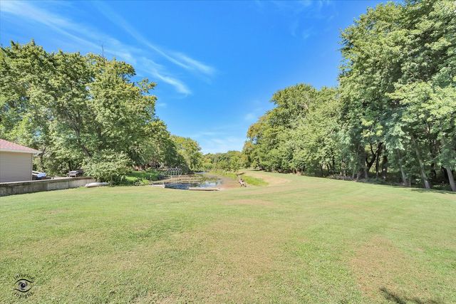 4248 S Youth Camp Road, St. Anne, IL 60964