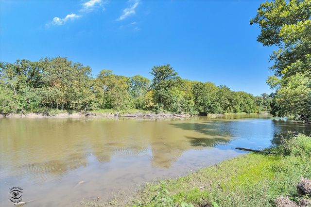 4248 S Youth Camp Road, St. Anne, IL 60964