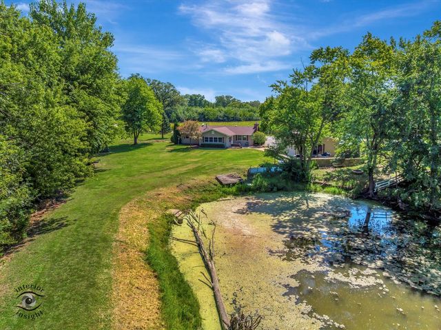 4248 S Youth Camp Road, St. Anne, IL 60964