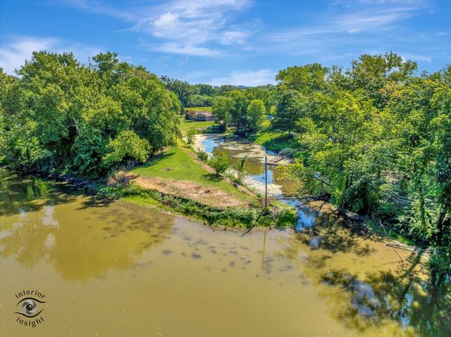 4248 S Youth Camp Road, St. Anne, IL 60964