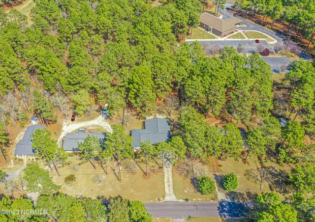 1573 W Pennsylvania Avenue Ext, Southern Pines, NC 28387