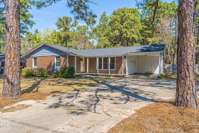 1573 W Pennsylvania Avenue Ext, Southern Pines, NC 28387