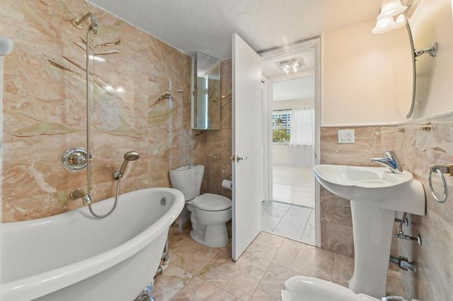 1630 N Ocean Boulevard 215, Pompano Beach, FL 33062