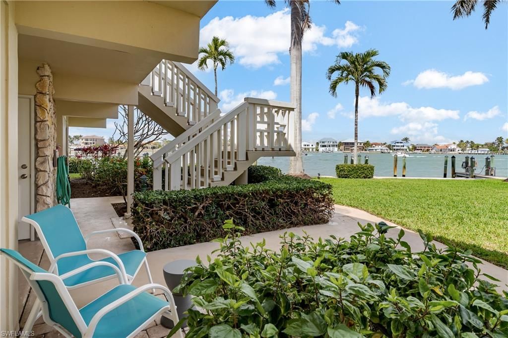 1215 Edington PL J1/J2, MARCO ISLAND, FL 34145 — exterior