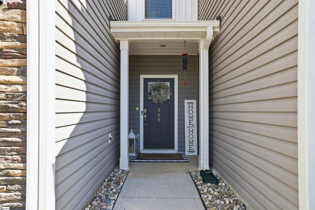 569 Yellow Fox Road, Greer, SC 29650