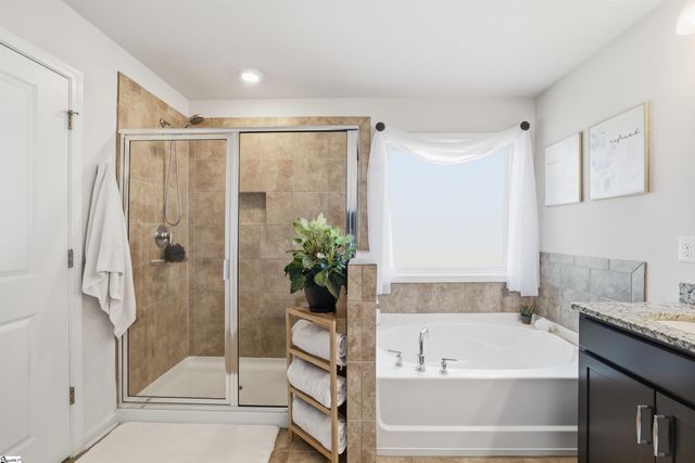 569 Yellow Fox Road, Greer, SC 29650