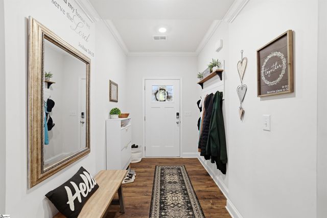 569 Yellow Fox Road, Greer, SC 29650