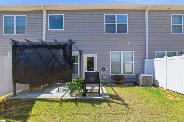 569 Yellow Fox Road, Greer, SC 29650