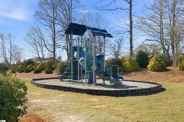 569 Yellow Fox Road, Greer, SC 29650